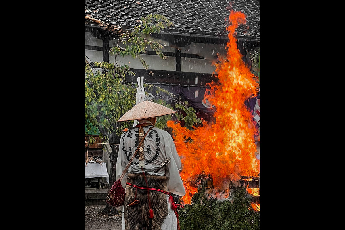 令和5年 柴燈護摩供法要・火渡り