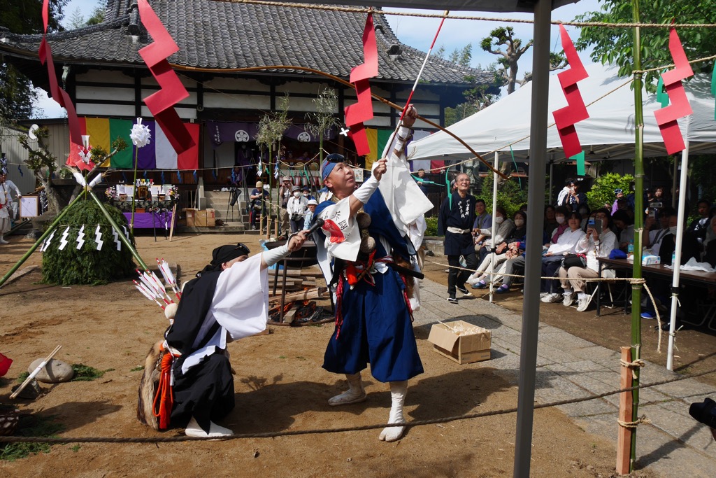 令和七年 柴燈護摩供法要・火渡り